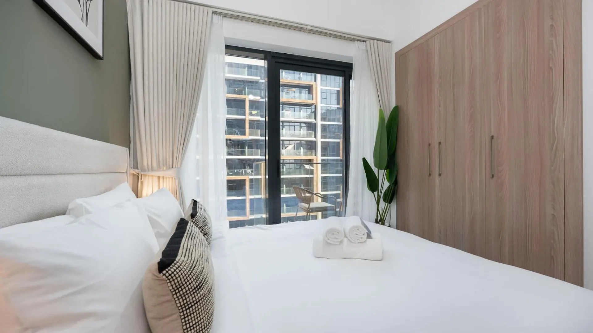 Apartment Sensational Pad Perfect For Your Stay Dubai United Arab Emirates